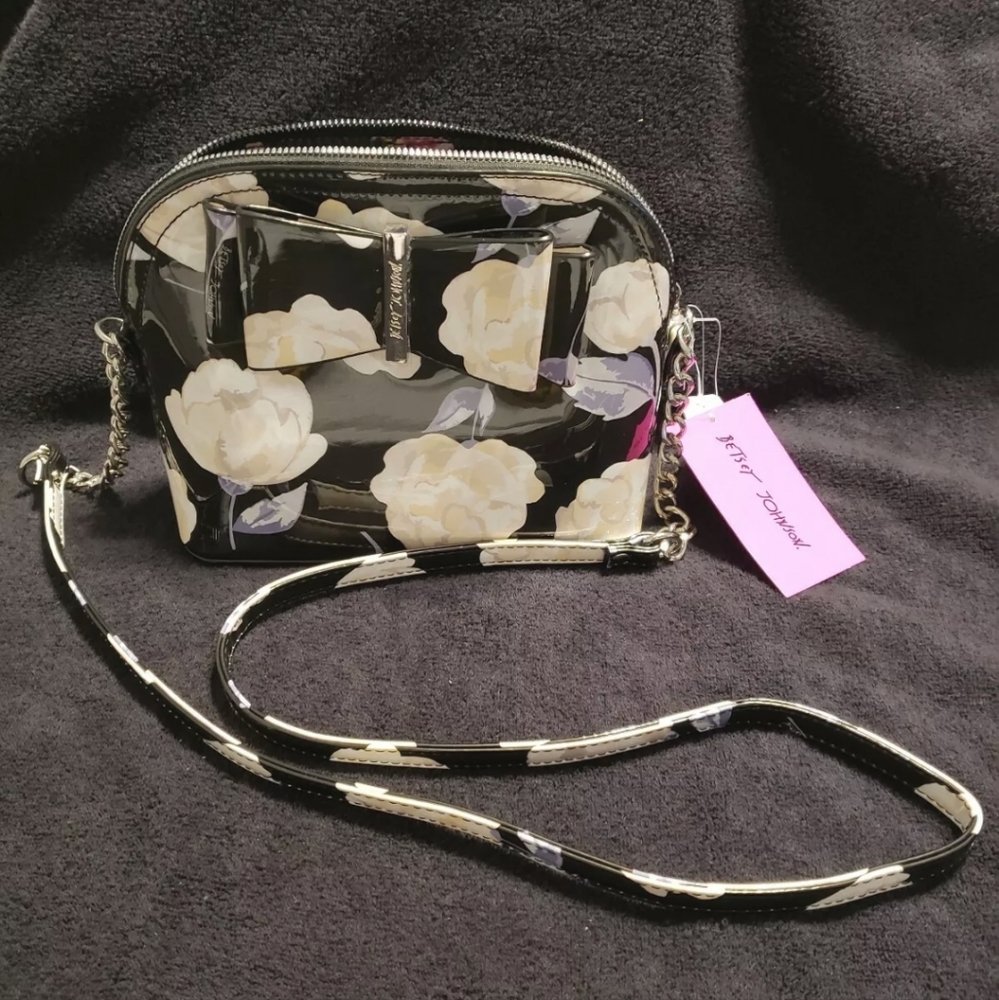 Betsey Johnson black Floral Dome Crossbody Purse Bm21730